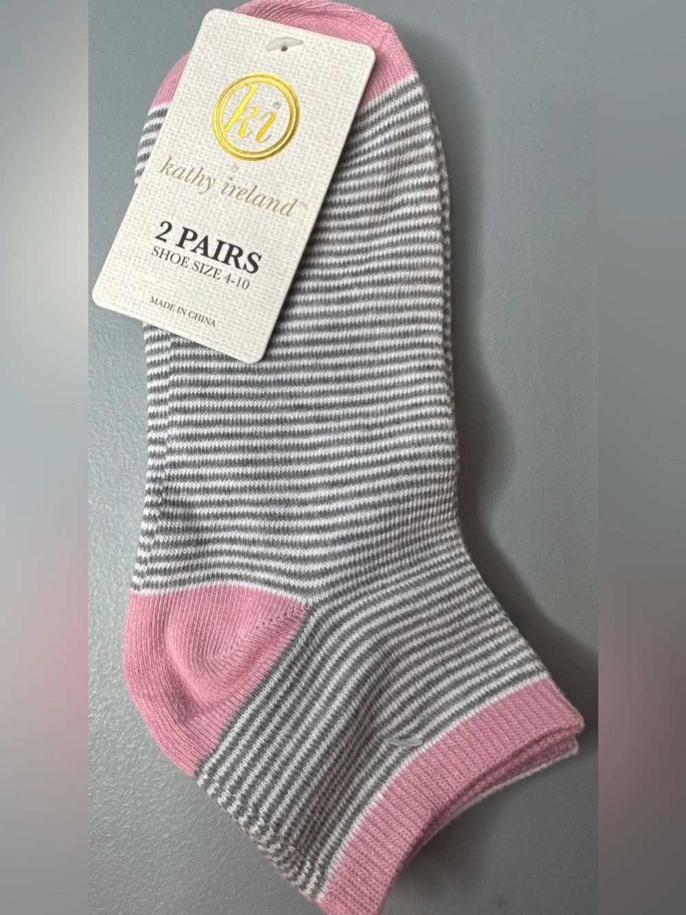 kathy ireland women’s Gray & Pink Low-Cut Stripe No-Show Socks - 2 Pairs pastel